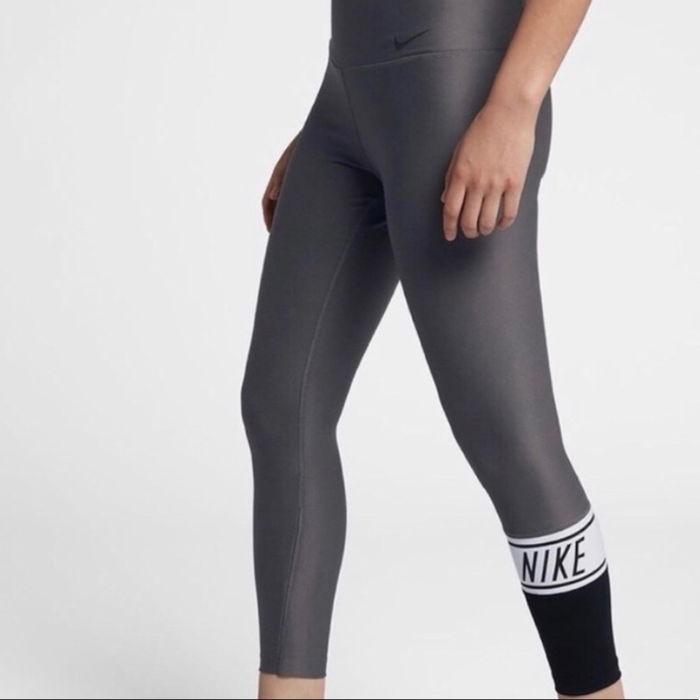 Nike Crop Tight